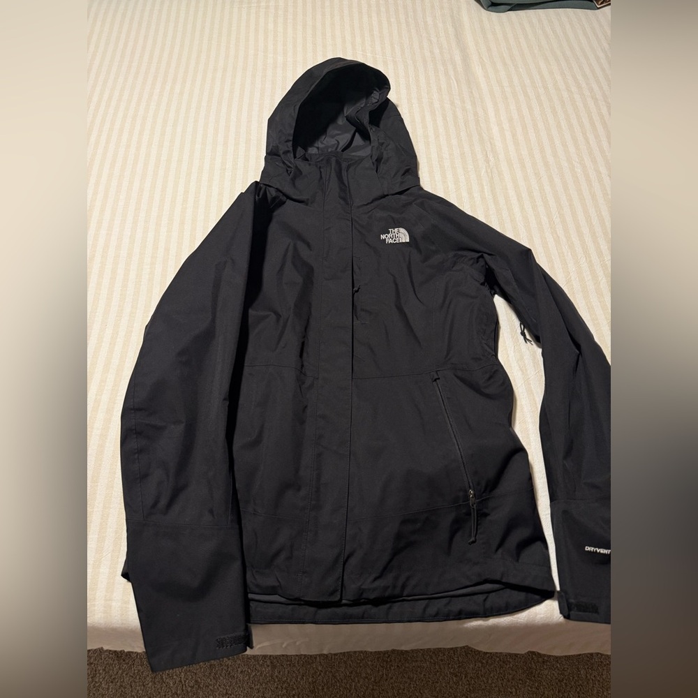 North Face Women’s Trail Guide Jacket (raincoat)